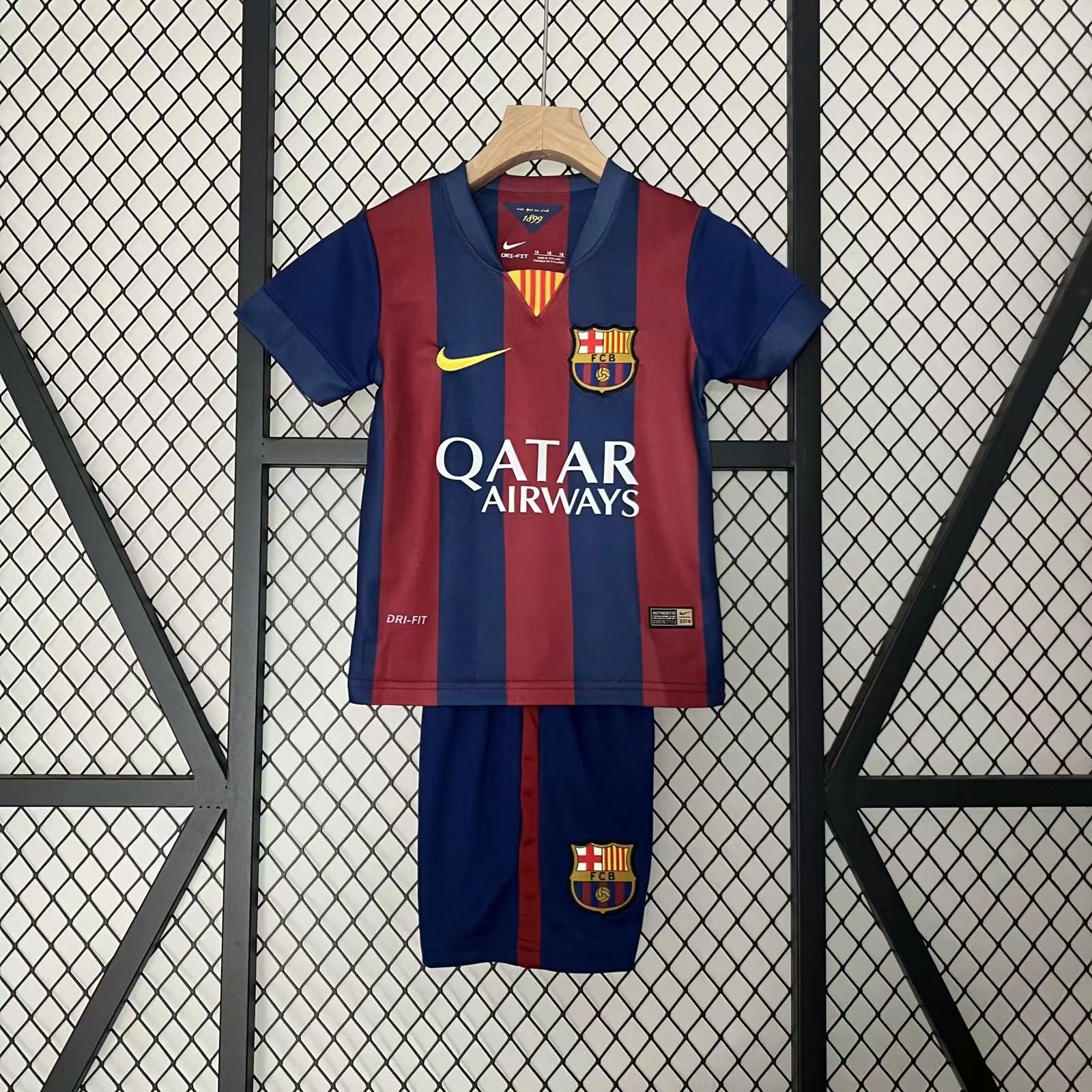 2014/2015 Retro Barcelona Home Football Shirt AAA fan-grade Kids Size
