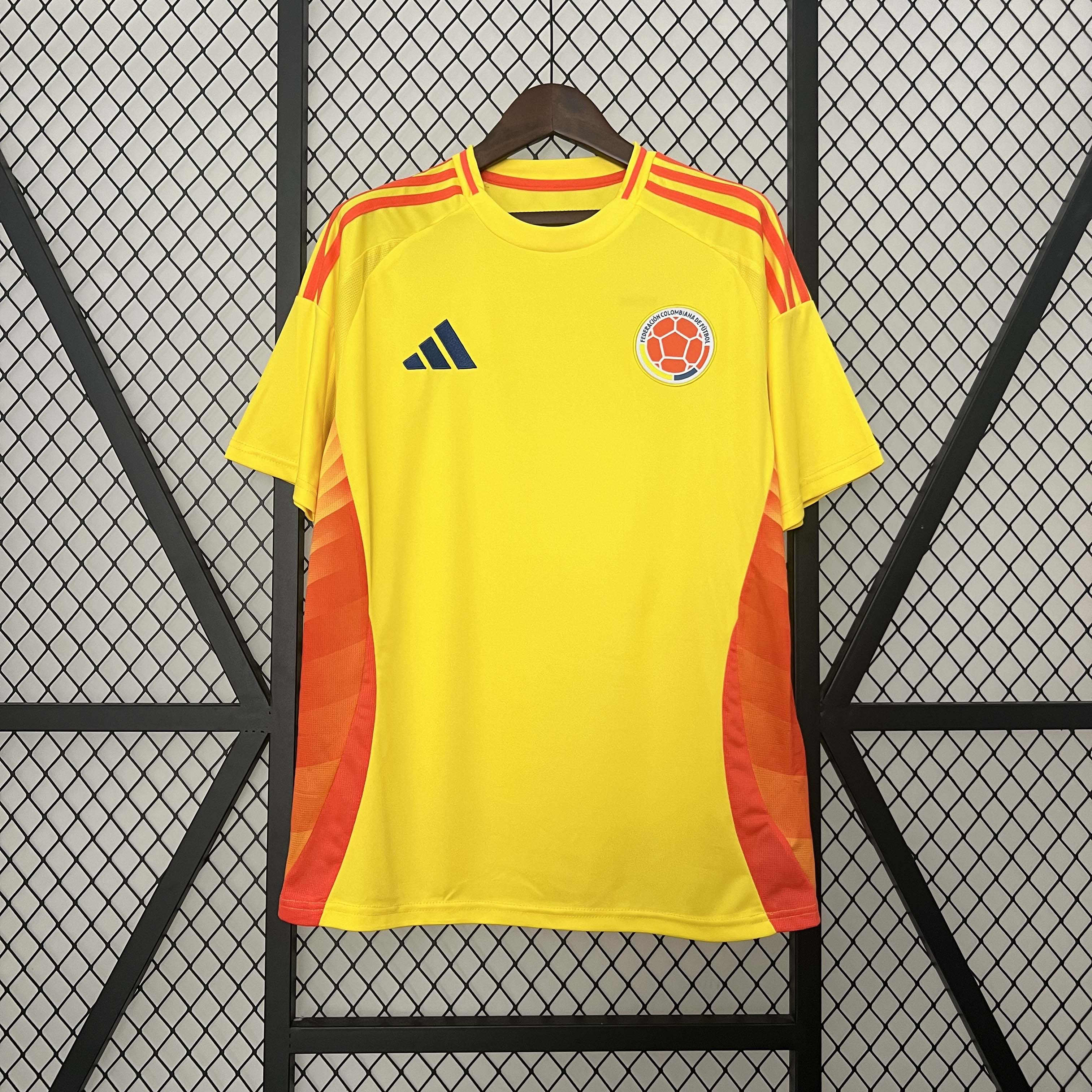 2024 Colombia Home Football Shirt AAA fan-grade