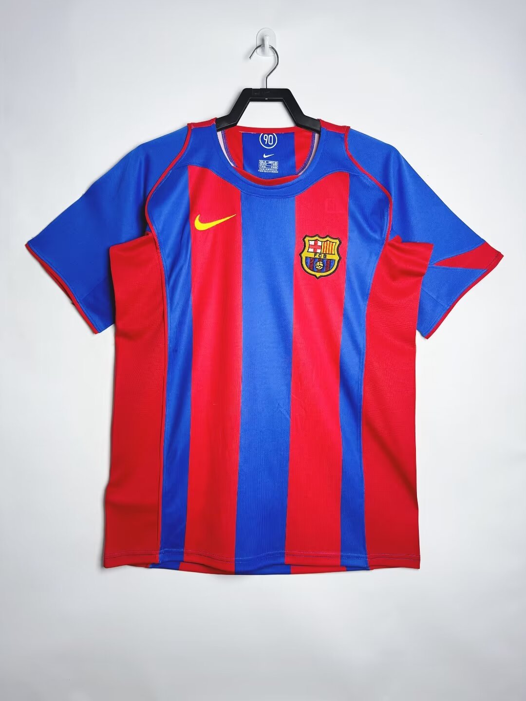 2004/2005 Retro Barcelona Heim Kragenloses Fußballtrikot Thai-Qualität