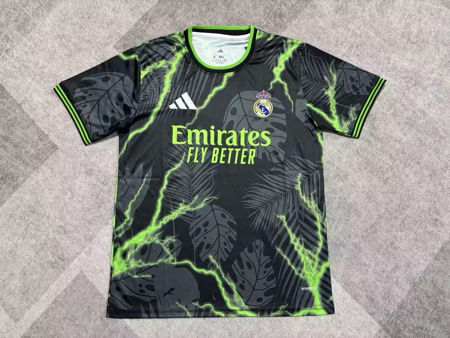 2025/2026 Real Madrid Special Edition 28 Football Shirt AAA fan-grade