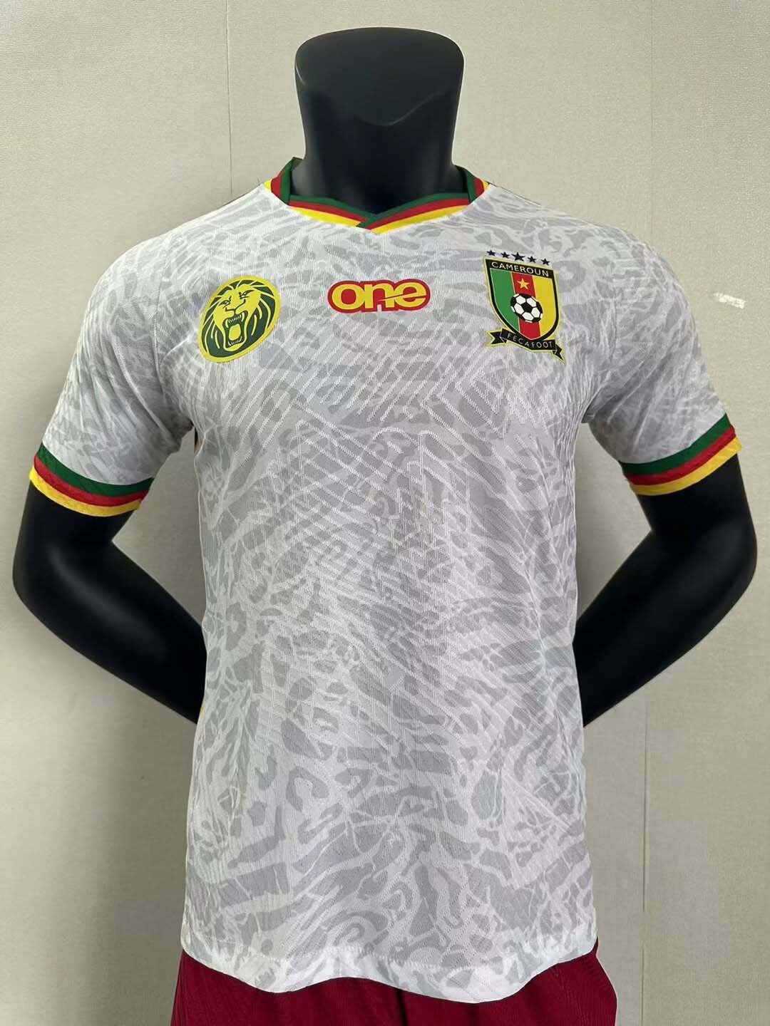 2024 プレイヤーバージョン カメルーン サードアウェイ サッカーシャツ タイ品質