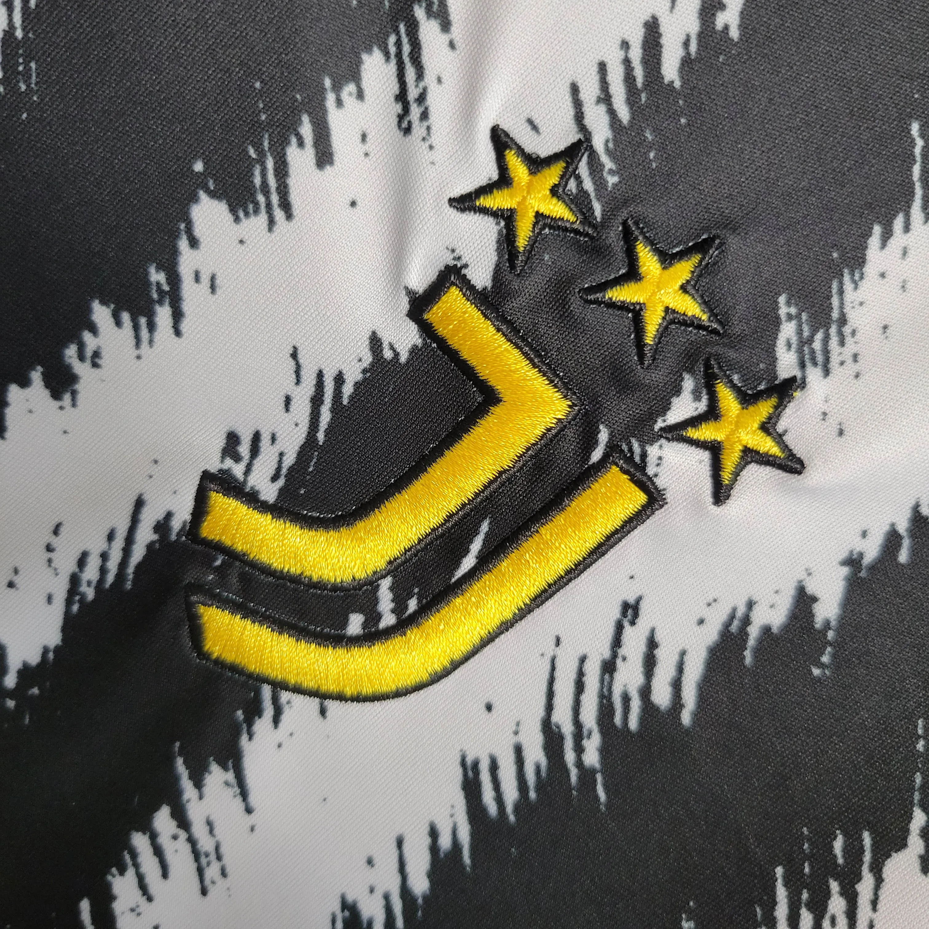 2023/2024 Juventus Domicile Maillot de Football 1:1 Qualité Thaïlandaise — view 5
