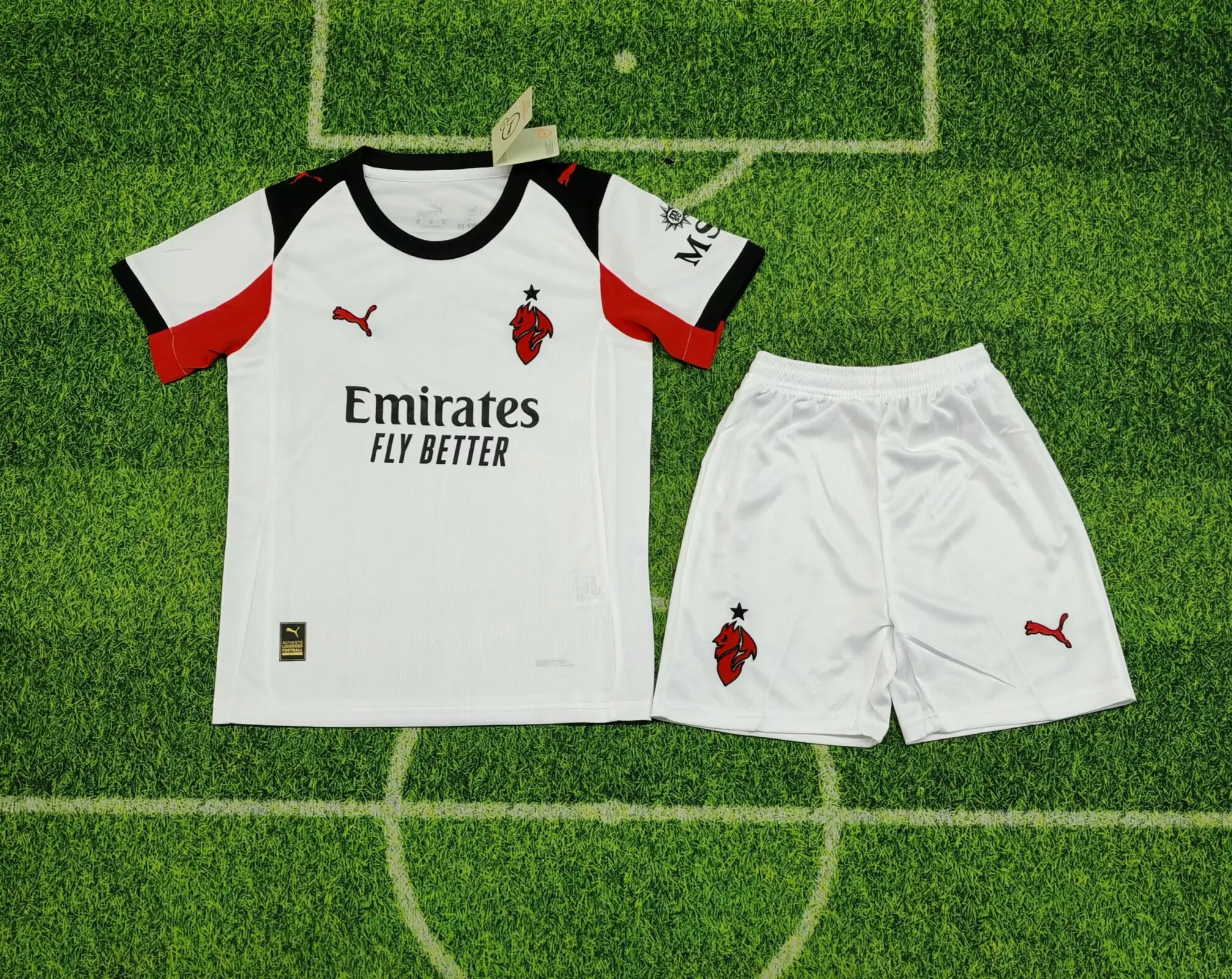 2025/2026 AC Milan Away Football Shirt AAA fan-grade Kids Size