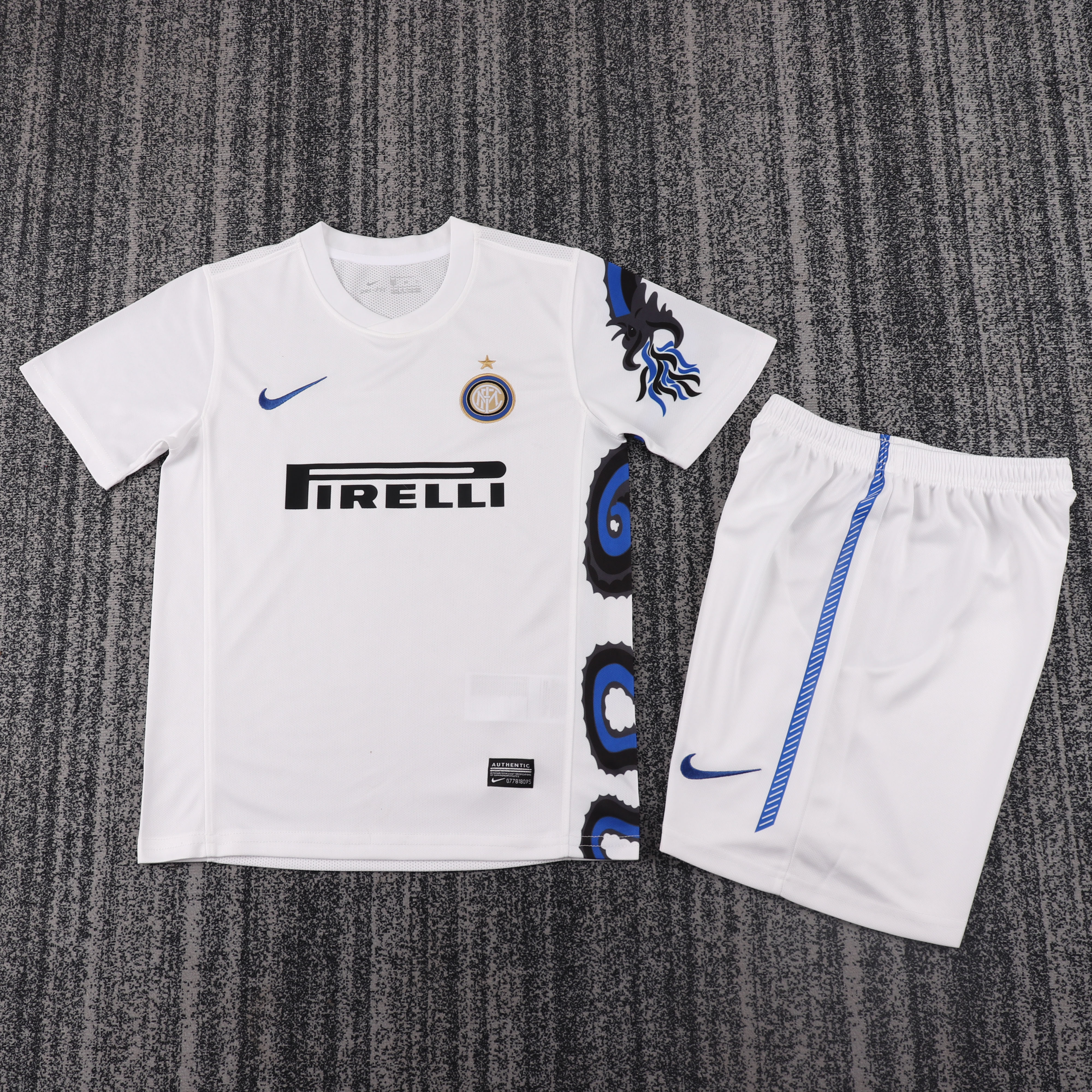 2009-2010 Retro Inter Milan Away Football Jersey AAA fan-grade Kids Size