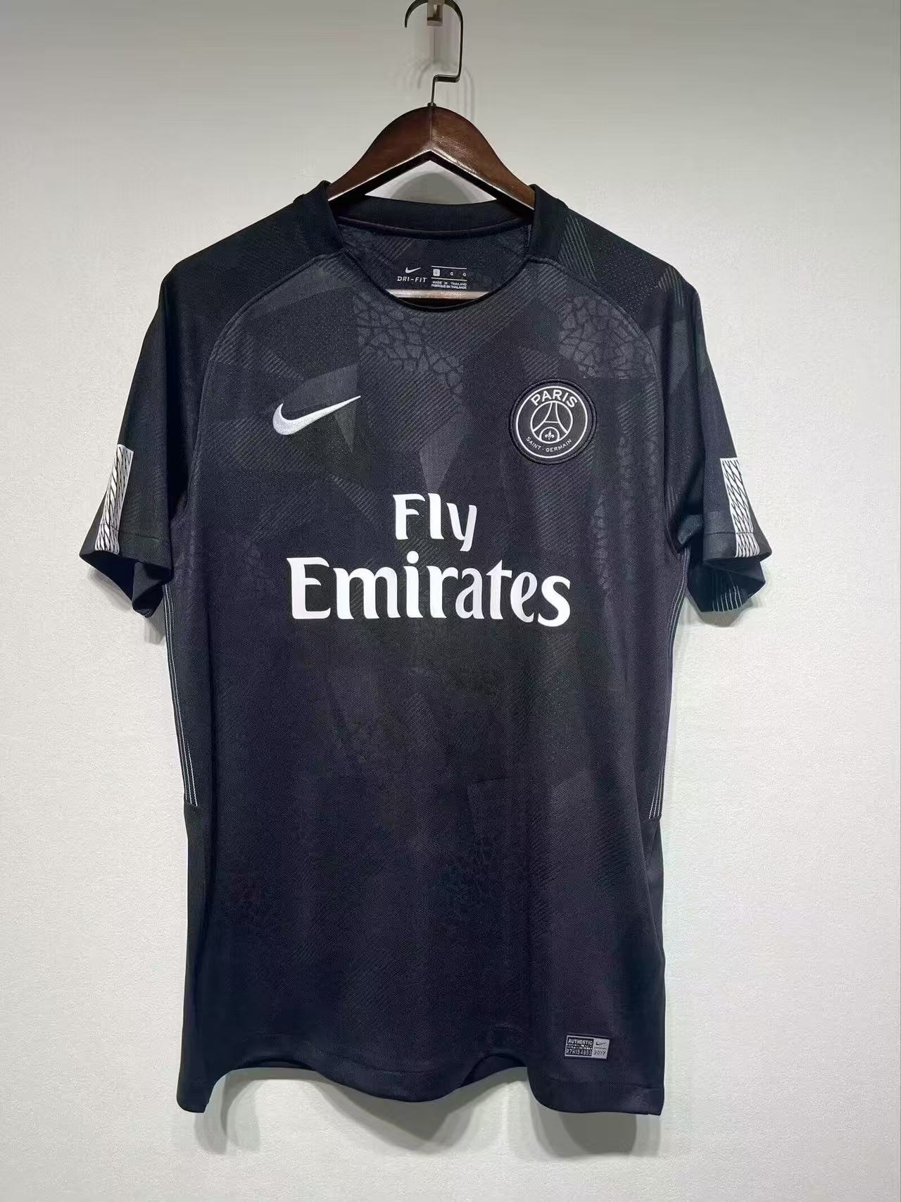 2017/2018 Retro Paris Saint-Germain Tercera Visitante