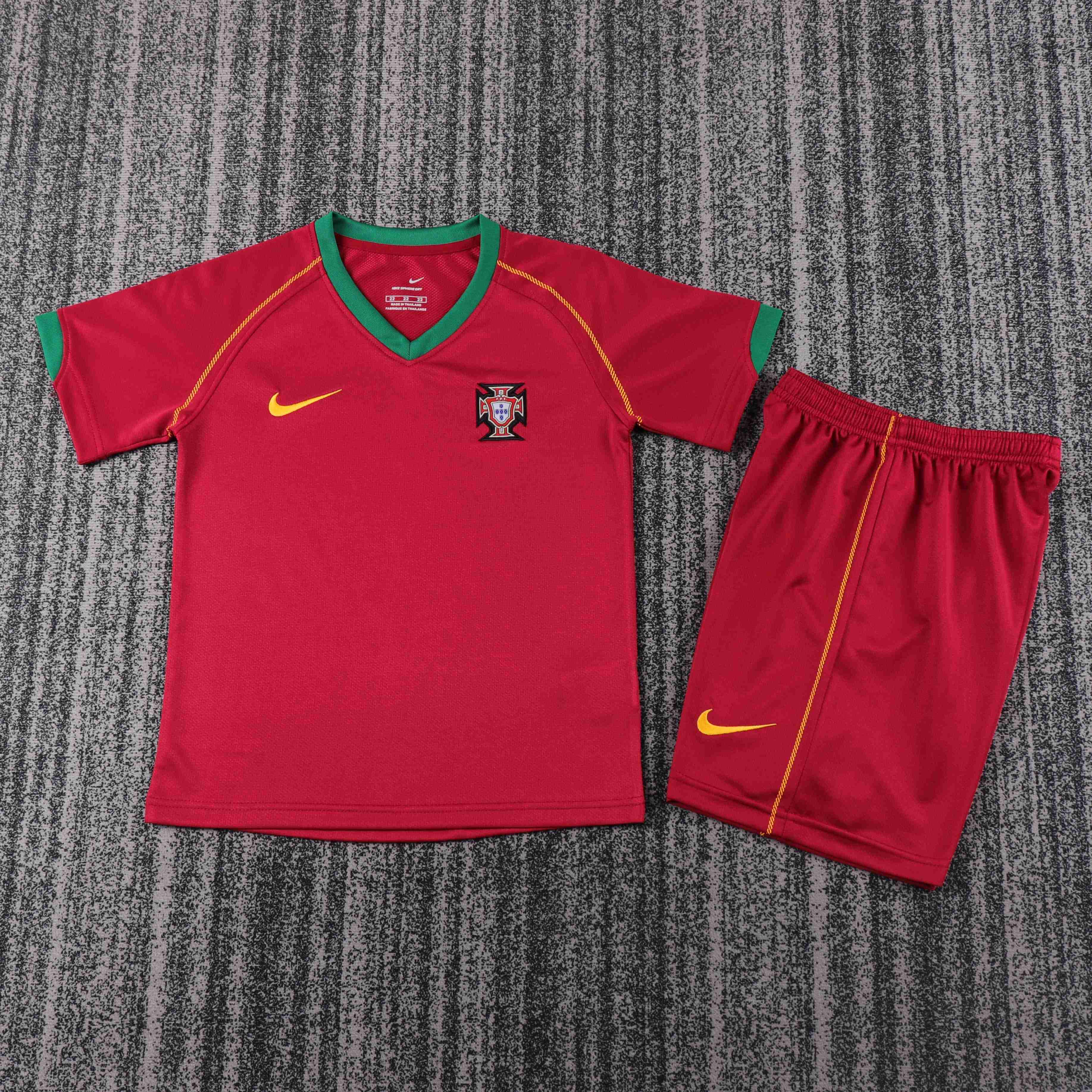 2006 Retro Portugal Home Football Shirt AAA fan-grade Kids Size