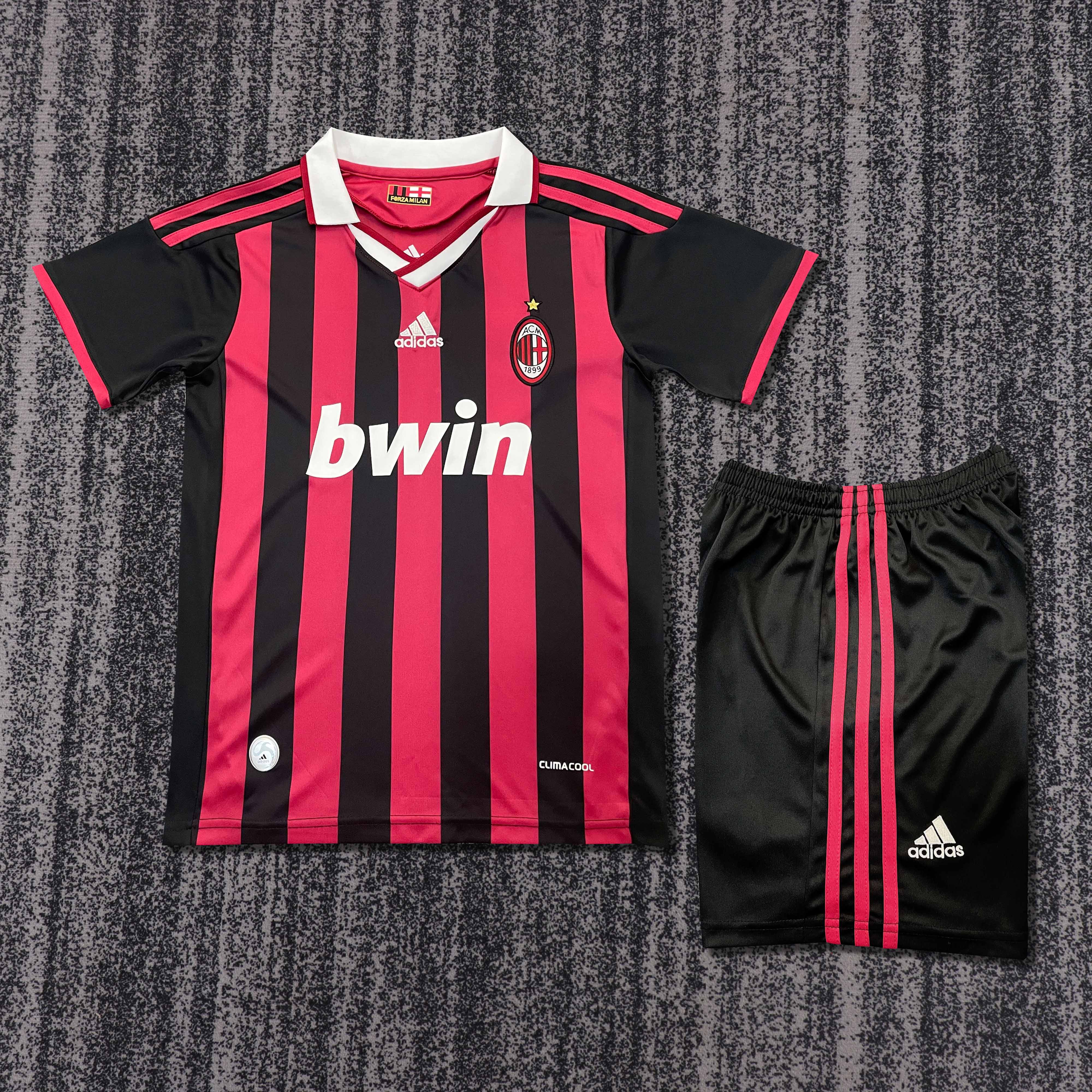 2009-2010 Retro AC Milan Home Football Shirt AAA fan-grade Kids Size