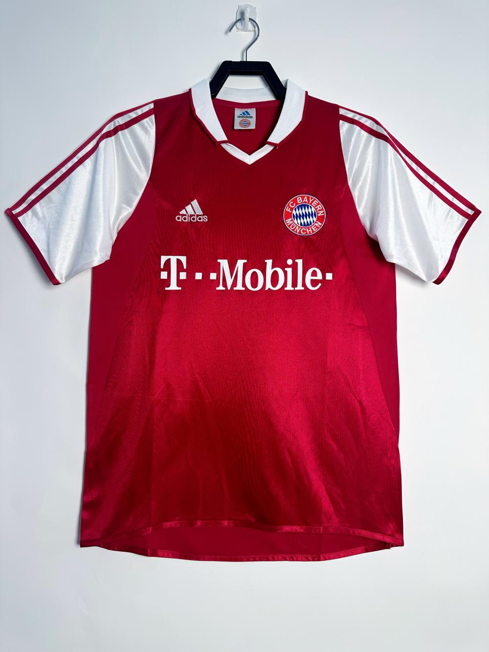 2003/2004 Retro Bayern Munich Home Football Jersey AAA fan-grade