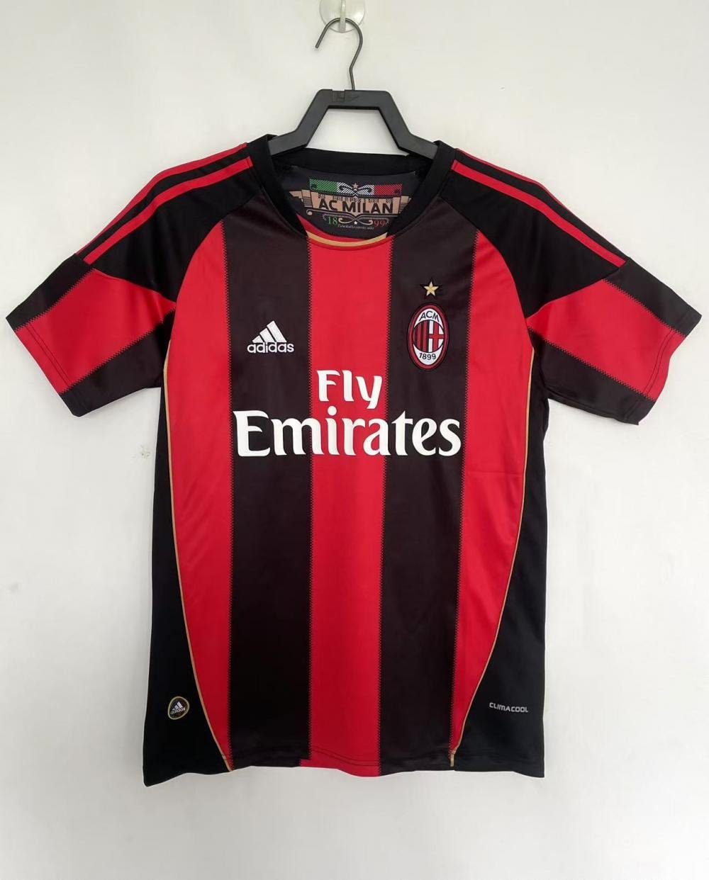 2010-2011 قميص AC Milan المنزلي رجعي جودة تايلاندية