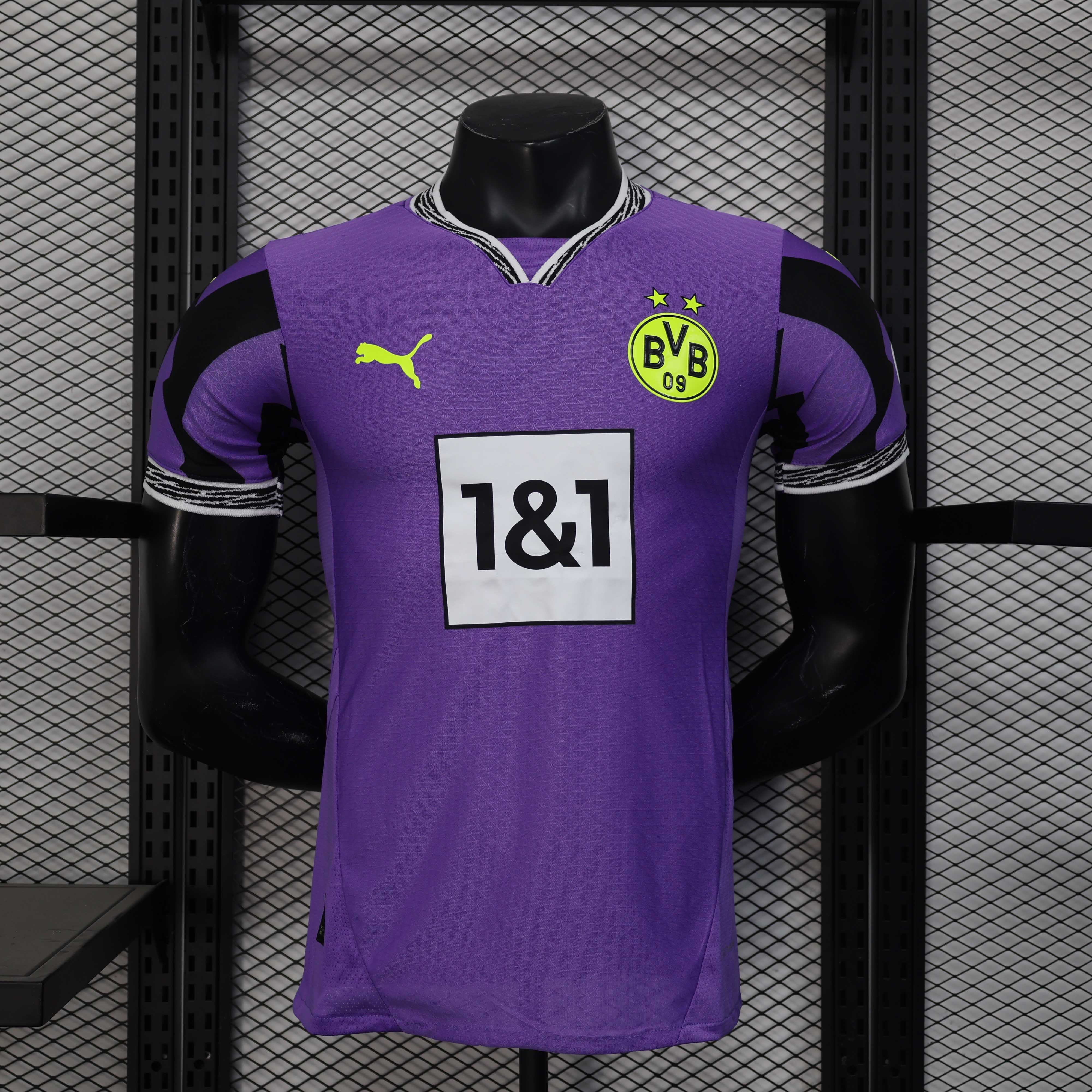 2025/2026 Player Version Dortmund Goalie Purple Football Jersey 1:1 Thai Quality