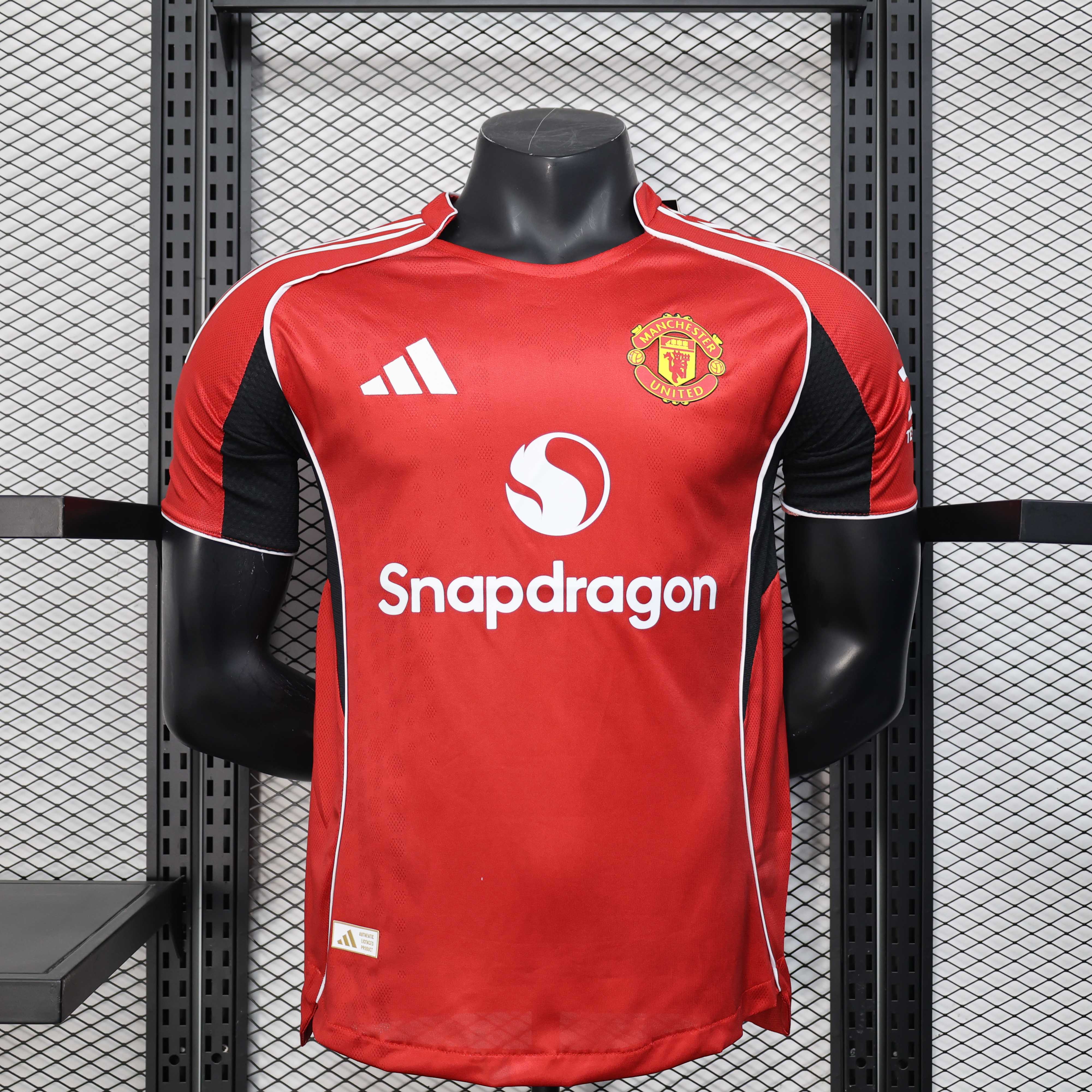 2025/2026 Player Version Manchester United Home 01 Football Shirt AAA fan-grade